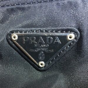 prada tracolla bag